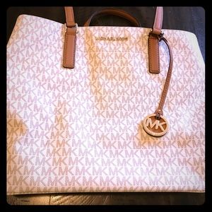 Michael kors purse